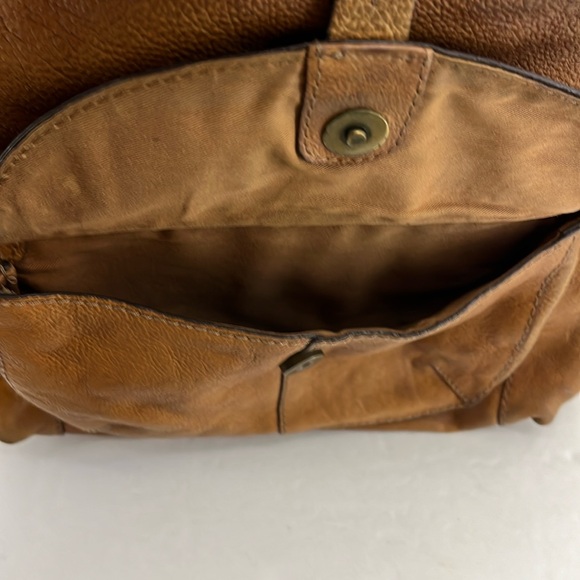 Fossil Sasha Distressed Dark Tan Leather Large Crossbody Saddle Bag Purse - Picture 5 of 16